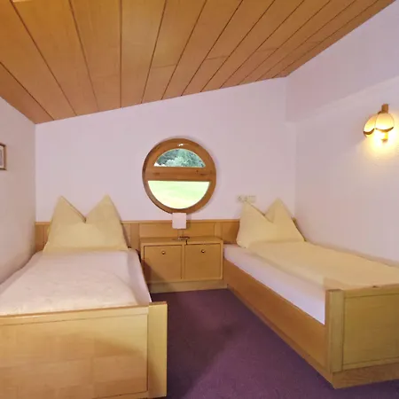 فندق Bachmann غارغيلين