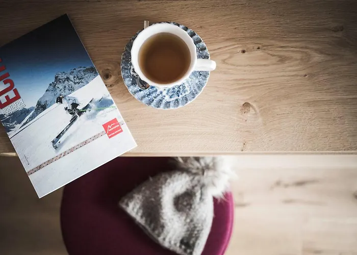 Bachmann Отель Гаргеллен